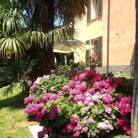 Antico Glicine Bed & Breakfast Maslianico